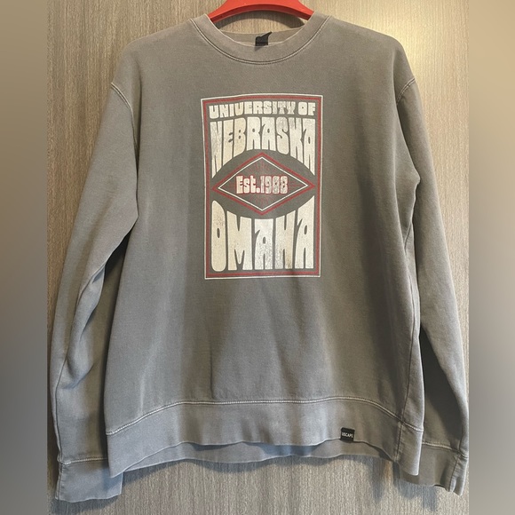 USCAPE APPAREL Other - USCAPE APPAREL Crewneck Sweatshirt - University of Nebraska Omaha - Size Large